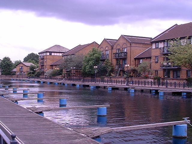 Trường Cao đẳng cộng đồng Greenwich, Anh Quốc - Ảnh 2